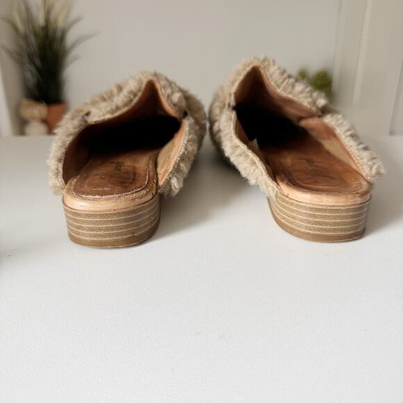 Free People Tan Sherpa At Ease Mule Loafers Size 39/8 - Picture 6 of 7